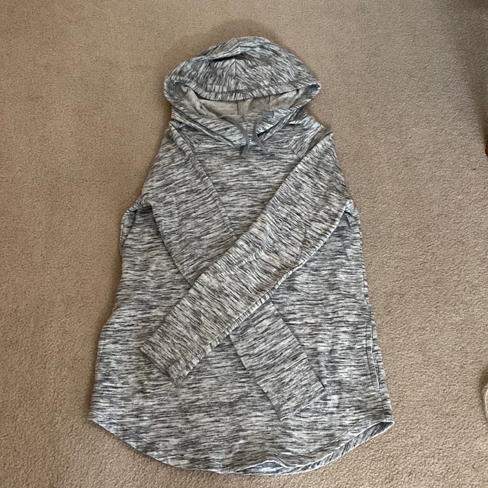 Hooded shirt in a size S/P